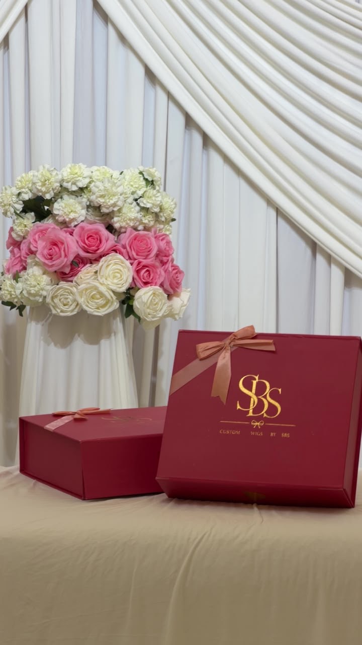 StrandsBySise signature packaging